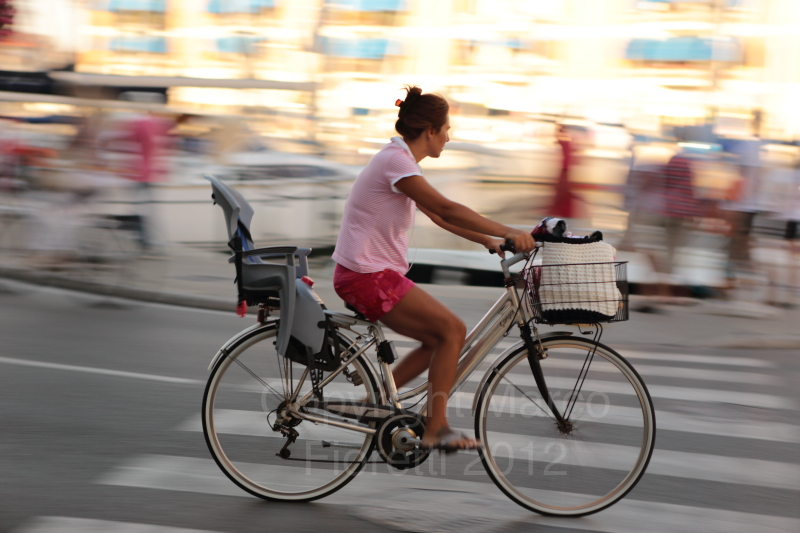 Bicicletta bicycle panning